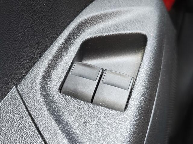 Toyota AYGO 1.0 VVT-i x-fun | Airco | DAB | Bluetooth | El. Ramen |