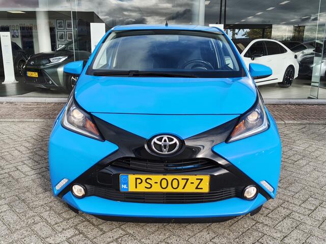 Toyota AYGO 1.0 VVT-i x-joy | DAB | Navi | Achteruitrijcamera | Lichtmetaal