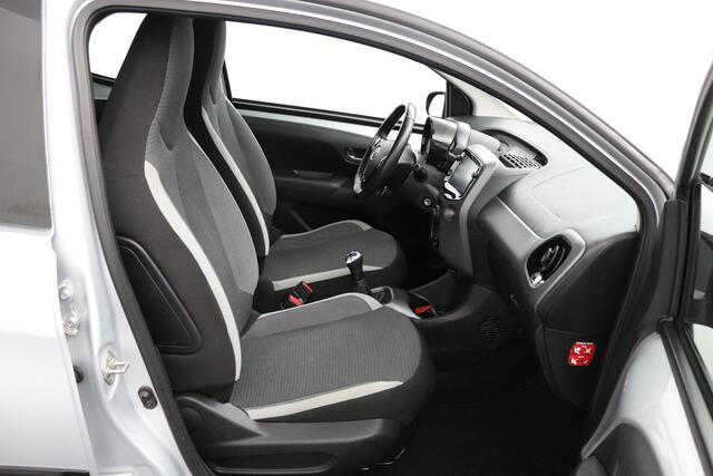 Toyota AYGO 1.0 VVT-i x-play | Airco | Parkeercamera | Apple carplay - Android auto |