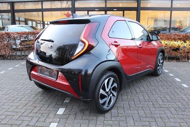 Toyota AYGO X 1.0 VVT-i S-CVT Envy Cabrio | Rijklaar | Stoelverwarming | Keyless | Parkeersens. v+a | Camera | Navi | Apple/Android | LED