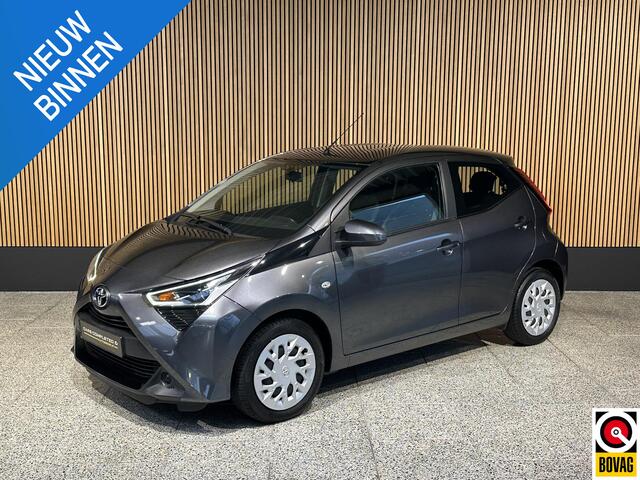 Toyota AYGO 1.0 VVT-i x-play
