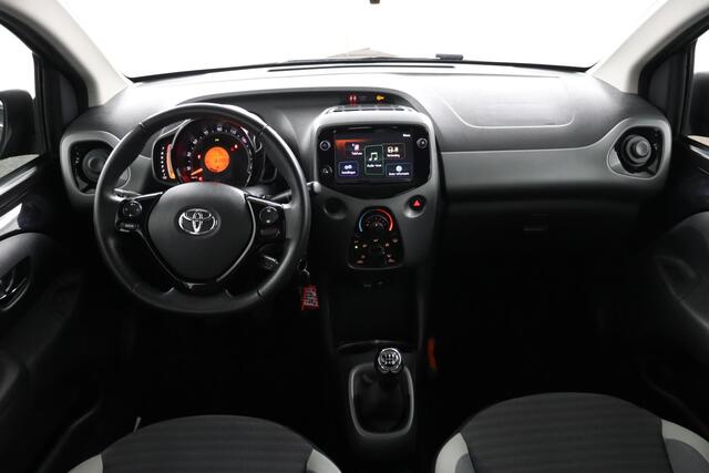 Toyota AYGO 1.0 VVT-i x-play | Achteruitrijcamera | LMV | NAP |