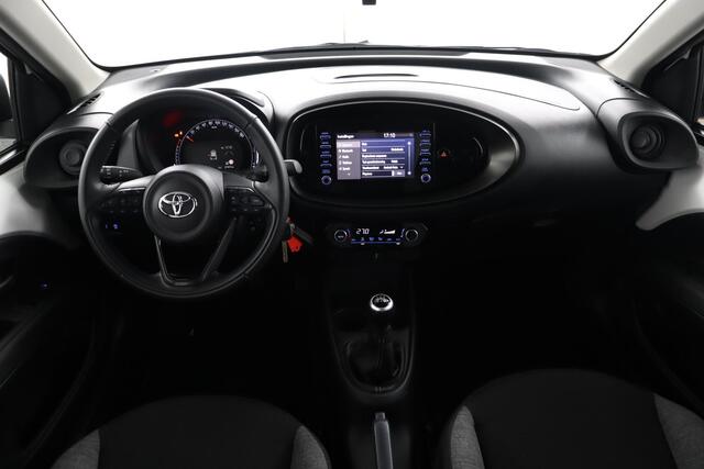 Toyota AYGO X 1.0 VVT-i MT first | LMV | Airconditioning | Achteruitrijcamera |