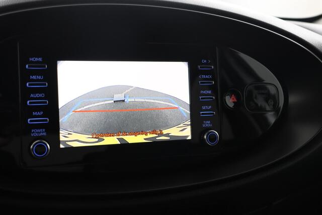 Toyota AYGO X 1.0 VVT-i MT first | LMV | Airconditioning | Achteruitrijcamera |