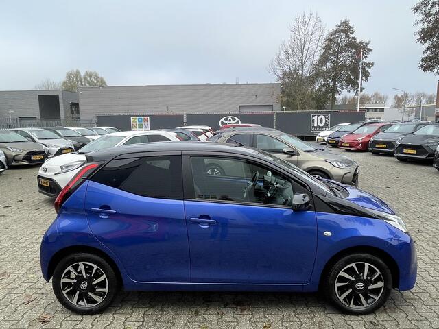 Toyota AYGO 1.0 VVT-i x-cite ultimate stoelverwarming