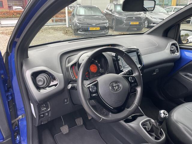 Toyota AYGO 1.0 VVT-i x-cite ultimate stoelverwarming