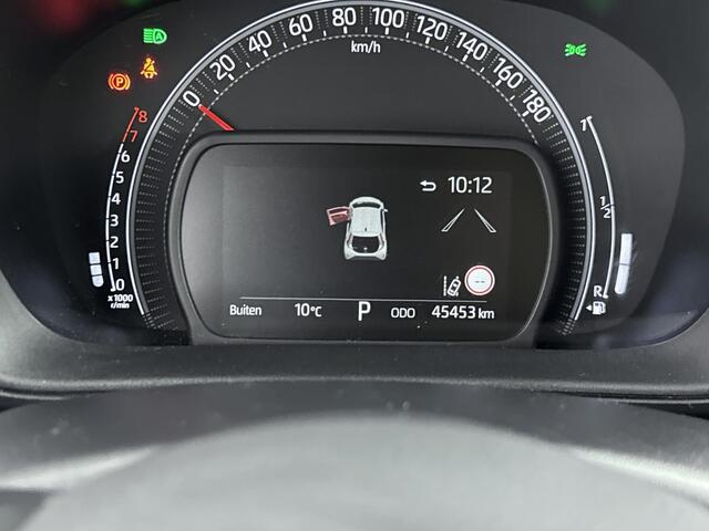 Toyota AYGO X 1.0 VVT-i S-CVT Premium Limited | Stoelverwarming | Lichtmetalen Velgen | Mistlampen | Cruise Control + Climate Control | Elektrische Ramen + Spiegels | Draadloze Telefoonlader |