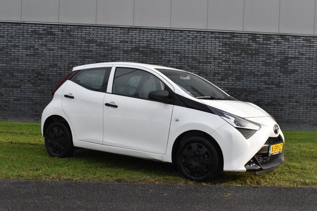 Toyota AYGO 1.0 VVT-i x-fun Airco 5-deurs 1e eigenaar btw auto