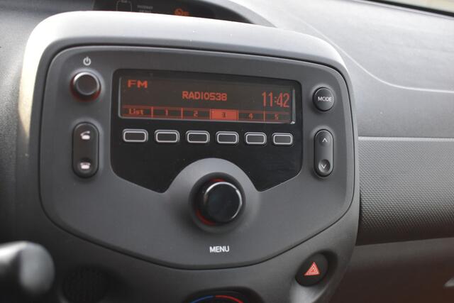 Toyota AYGO 1.0 VVT-i x-fun Airco 5-deurs 1e eigenaar btw auto