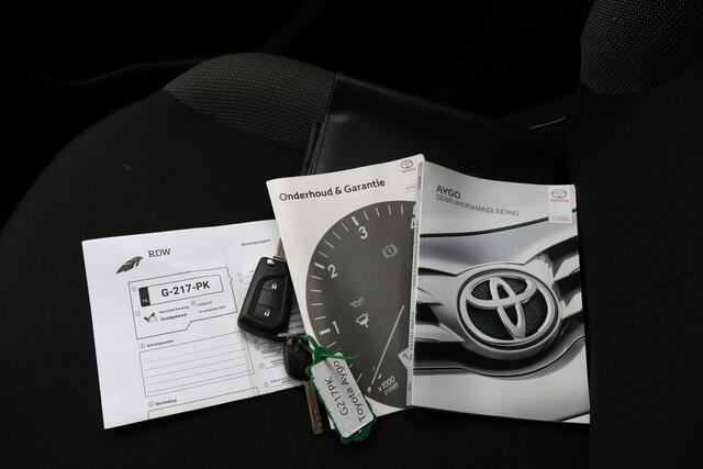 Toyota AYGO 1.0 VVT-i x-fun 1e Eigenaar | NL-Auto | Volledig Onderh | BTW | Bluetooth | Full Led | Start/Stop | Hill-Hold | Stuurbekrachtiging | Elek Ramen