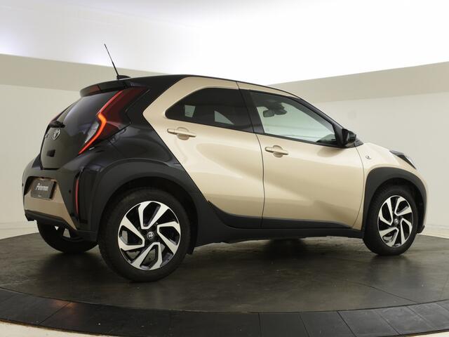 Toyota AYGO X 1.0 VVT-i S-CVT Pulse Bi Tone | PDC V+A | Navigatie