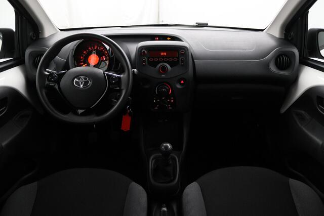 Toyota AYGO 1.0 VVT-i x-fun | Airco | Centrale deurvergrendeling | Electrische ramen |