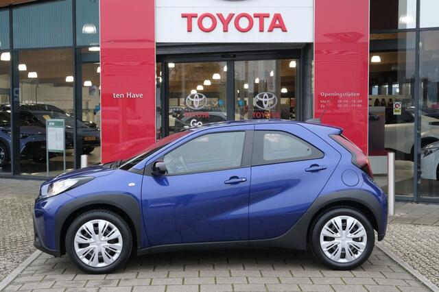 Toyota AYGO X 1.0 VVT-i 72PK MT Play | Apple Carplay & Android Auto | 17" stal
