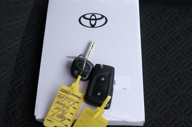 Toyota AYGO X 1.0 VVT-i 72PK MT PLAY | Apple Carplay & Android Auto | - 17" li