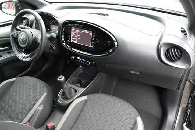 Toyota AYGO X 1.0 VVT-i 72PK MT PLAY | Apple Carplay & Android Auto | - 17" li