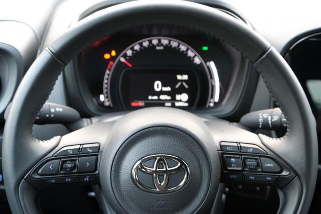 Toyota AYGO X 1.0 VVT-i 72PK MT Play | Apple Carplay & Android Auto | 17" stal