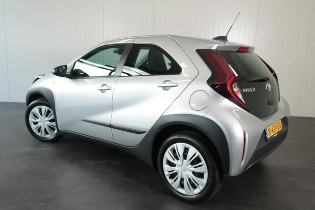 Toyota AYGO X 1.0 VVT-i MT Play,