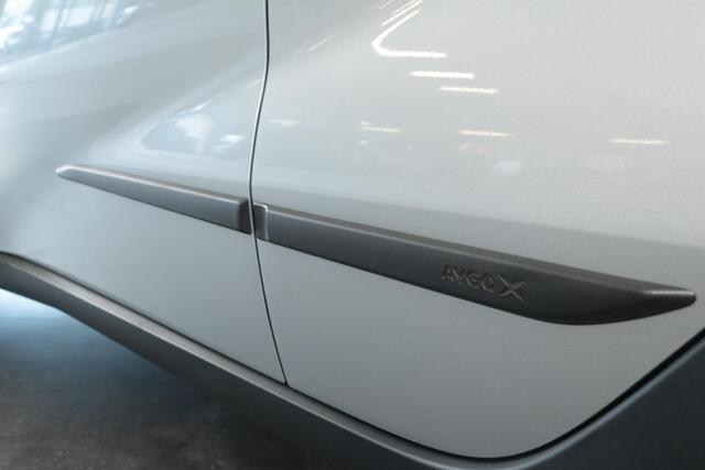 Toyota AYGO X 1.0 VVT-i MT Play,