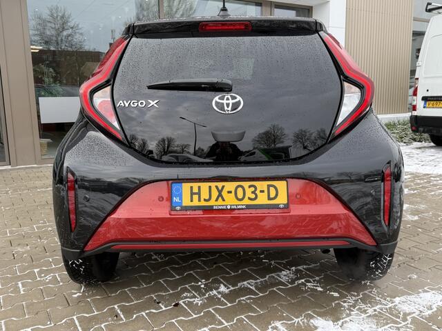 Toyota AYGO X 1.0 VVT-i S-CVT Premium Design Pack | All Seasons