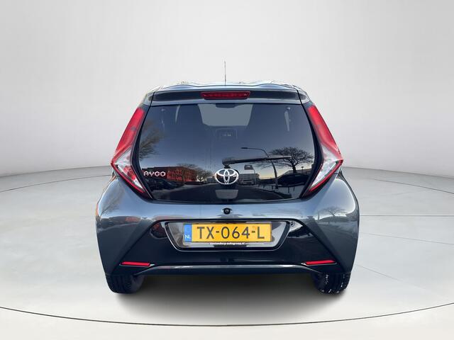 Toyota AYGO 1.0 VVT-i x-first | 06-10141018 Voor meer informatie
