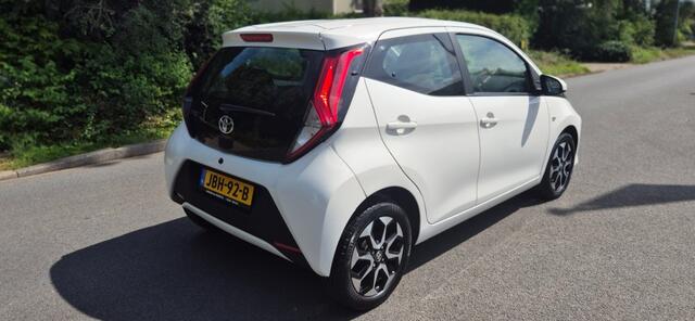 Toyota AYGO 1.0 VVT- X-clusiv*Airco*lichtmetaal*automaat*