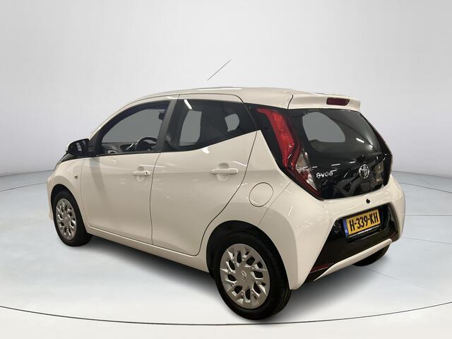 Toyota AYGO 1.0 VVT-i x-play
