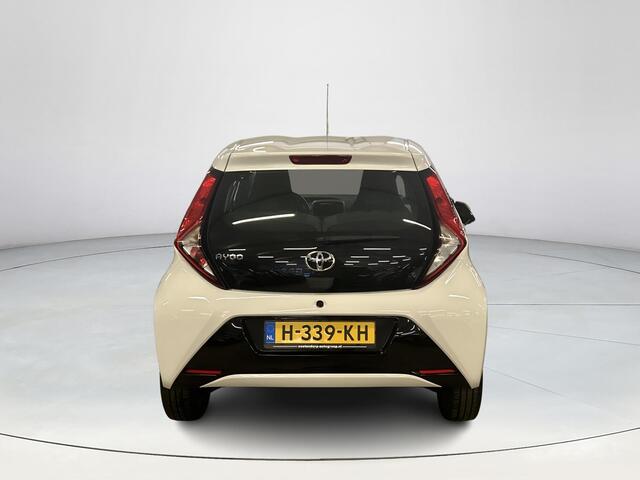 Toyota AYGO 1.0 VVT-i x-play