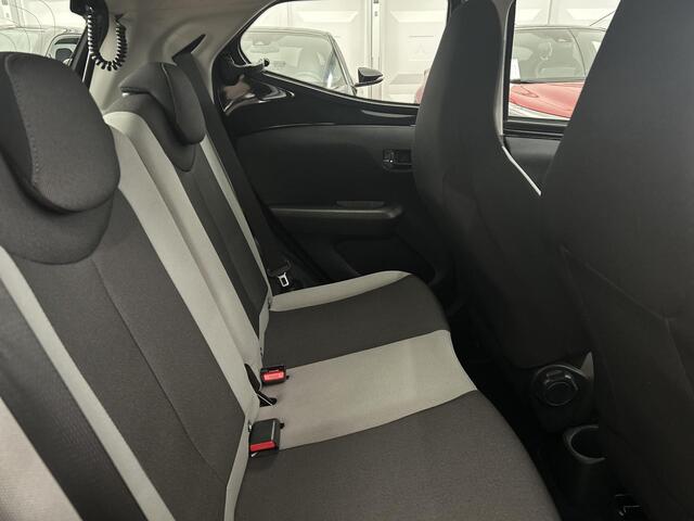 Toyota AYGO 1.0 VVT-i x-play