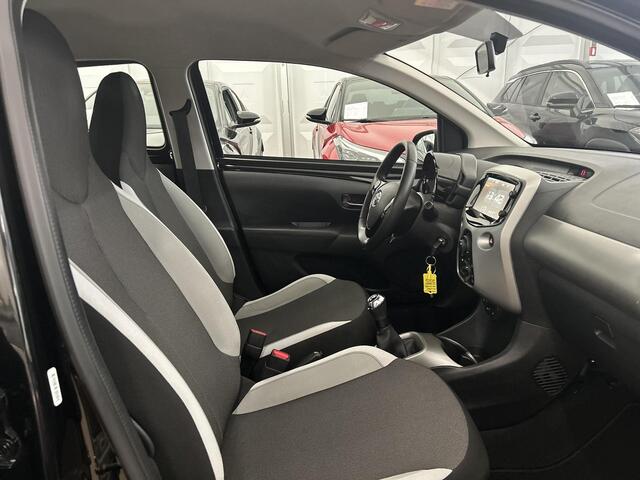 Toyota AYGO 1.0 VVT-i x-play