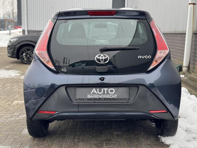 Toyota AYGO 1.0 VVT-i x-play Automaat | Airco | Dealer onderhouden
