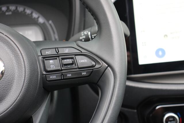 Toyota AYGO X 1.0 VVT-i S-CVT Pulse CabrioTop Two-tone Automaat