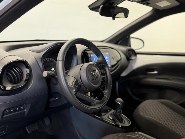 Toyota AYGO X 1.0 VVT-i Automaat Pulse | Navigatie | Apple Carplay/Android Auto | Camera | 17" Lichtmetalen Velgen | Climate Control | Adaptive Cruise Control | Two Tone