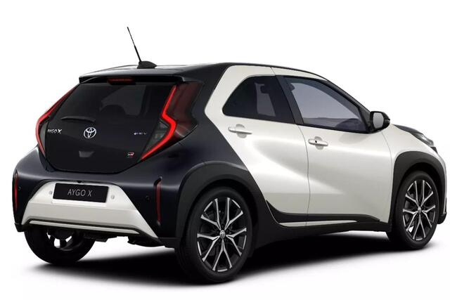 Toyota AYGO X Hybrid 115 GR Sport, JBL, Stoelverwarming, Sensoren, Apple Carplay/Android Auto!