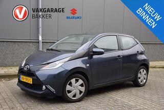 toyota-aygo-1.0-vvt-i-x-play--crui