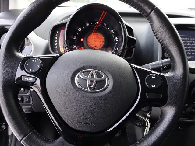 Toyota AYGO 1.0 VVT-i x-play Airco, achteruitrij camera, elektrische ramen, centrale vergrendeling, apple carplay, android auto, enz.
