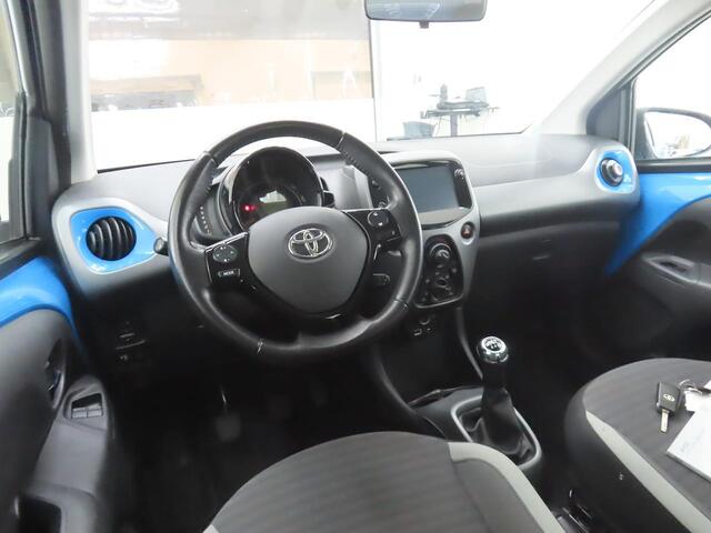 Toyota AYGO 1.0 VVT-i x-play Apple carplay/android auto | Dab