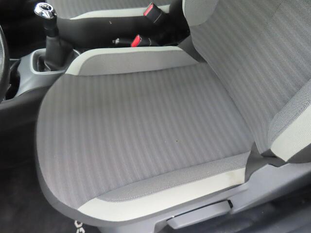 Toyota AYGO 1.0 VVT-i x-play Apple carplay/android auto | Dab