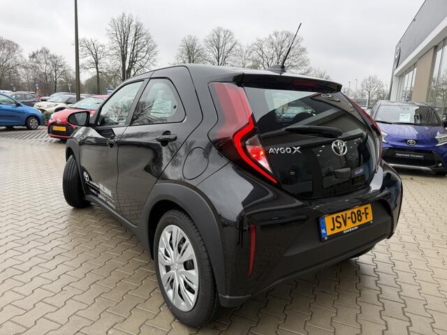 Toyota AYGO X 1.0 VVT-i MT Play