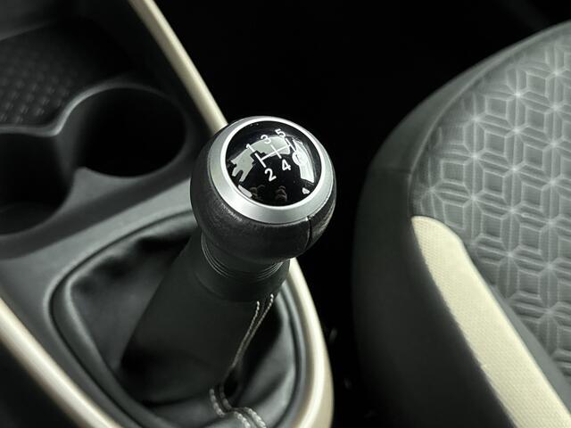 Toyota AYGO X 1.0 VVT-i MT Pulse 1E EIG! | Climate Control | Adaptieve Cruise Control | Parkeercamera | NL-Auto | Dealeronderhouden | APK 3-2028 |