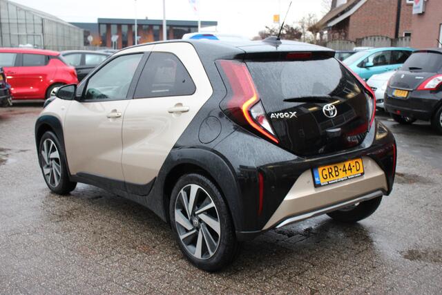 Toyota AYGO X 1.0 VVT-i S-CVT Envy | Parkeersensoren voor+achter | Clima |