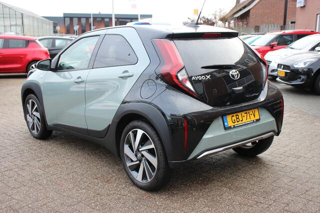 Toyota AYGO X 1.0 VVT-i S-CVT Envy Automaat | Parkeersensoren | JBL audio | Clima |