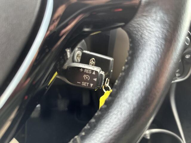 Toyota AYGO 1.0 VVT-i x-play | 5 deurs | Carplay | Parkeercamera | Airconditioning |