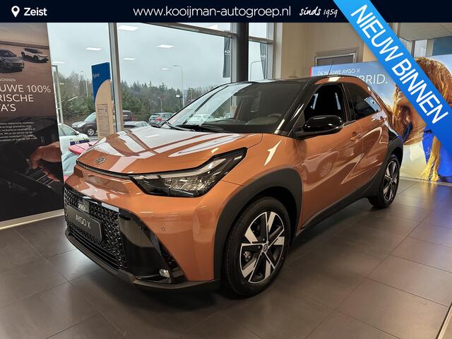Toyota AYGO X Hybrid 115 pulse ¤ 500,- inruilpremie! Snel leverbaar ! incl Easy pack !