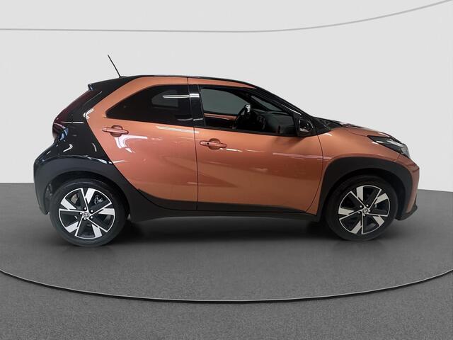Toyota AYGO X Hybrid 115 pulse | Apple Carplay & Android Auto | Parkeercamera | * | Auto op bestelling |