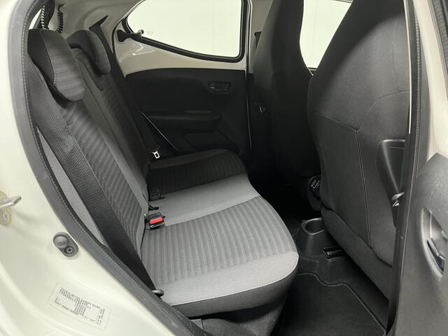 Toyota AYGO 1.0 VVT-i x-play Automaat Apple carplay Camera