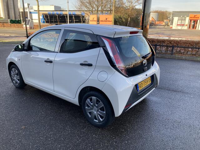 Toyota AYGO 1.0 VVT-i X-FUN | Airco | 5-deurs | Zuinig en Betrouwbaar rijden