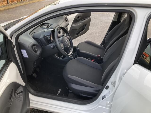 Toyota AYGO 1.0 VVT-i X-FUN | Airco | 5-deurs | Zuinig en Betrouwbaar rijden