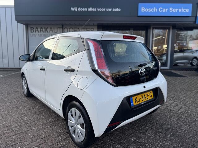 Toyota AYGO 1.0 VVT-i x-now | Airco | Dealer OH