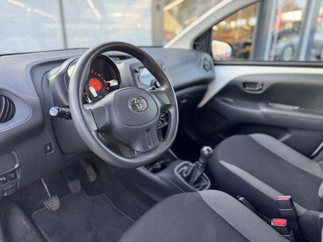 Toyota AYGO 1.0 VVT-i x-now | Airco | Dealer OH