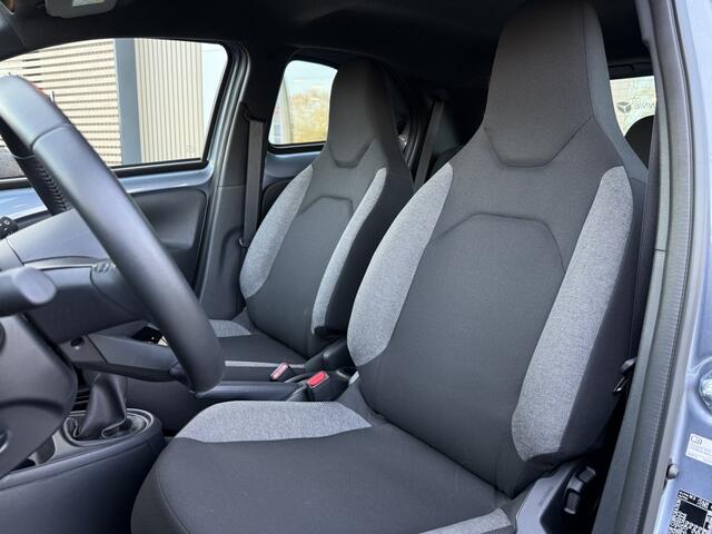 Toyota AYGO X 1.0 VVT-i MT Play | Camera | Carplay | Ad.Cruise